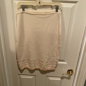 Cedars White Skirt Size L